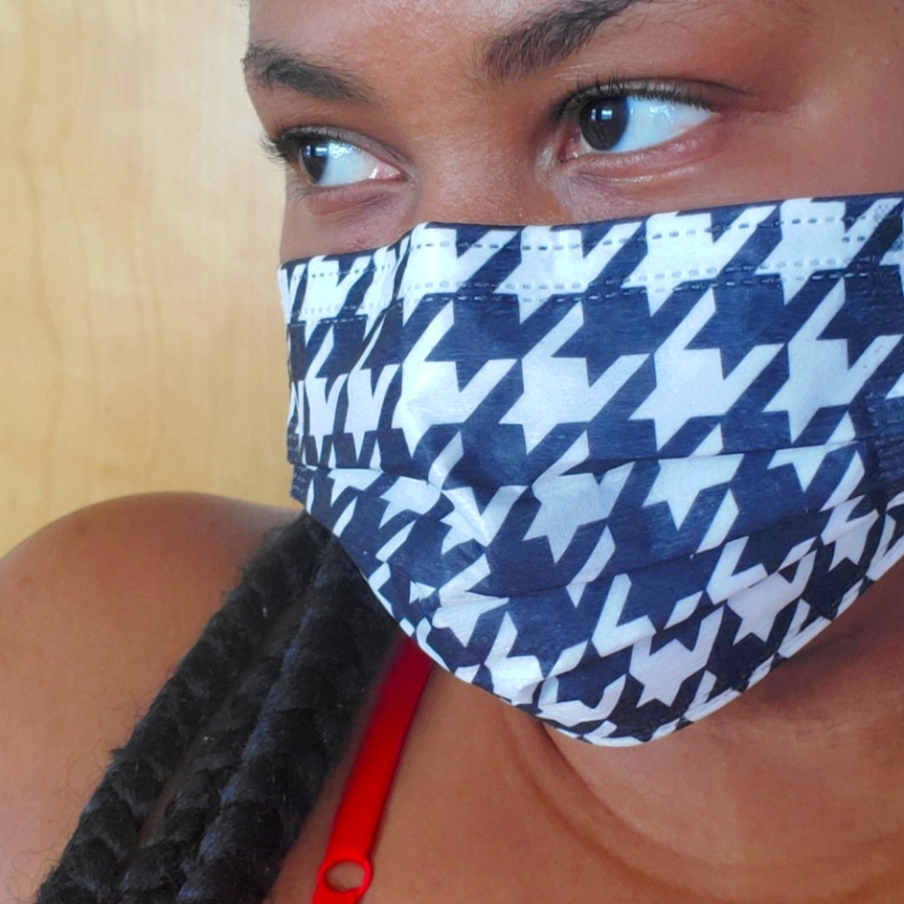 STYLISH BLACK & WHITE PRINT FACE ESSENTIALS-NEW😷 - Picture 4 of 4